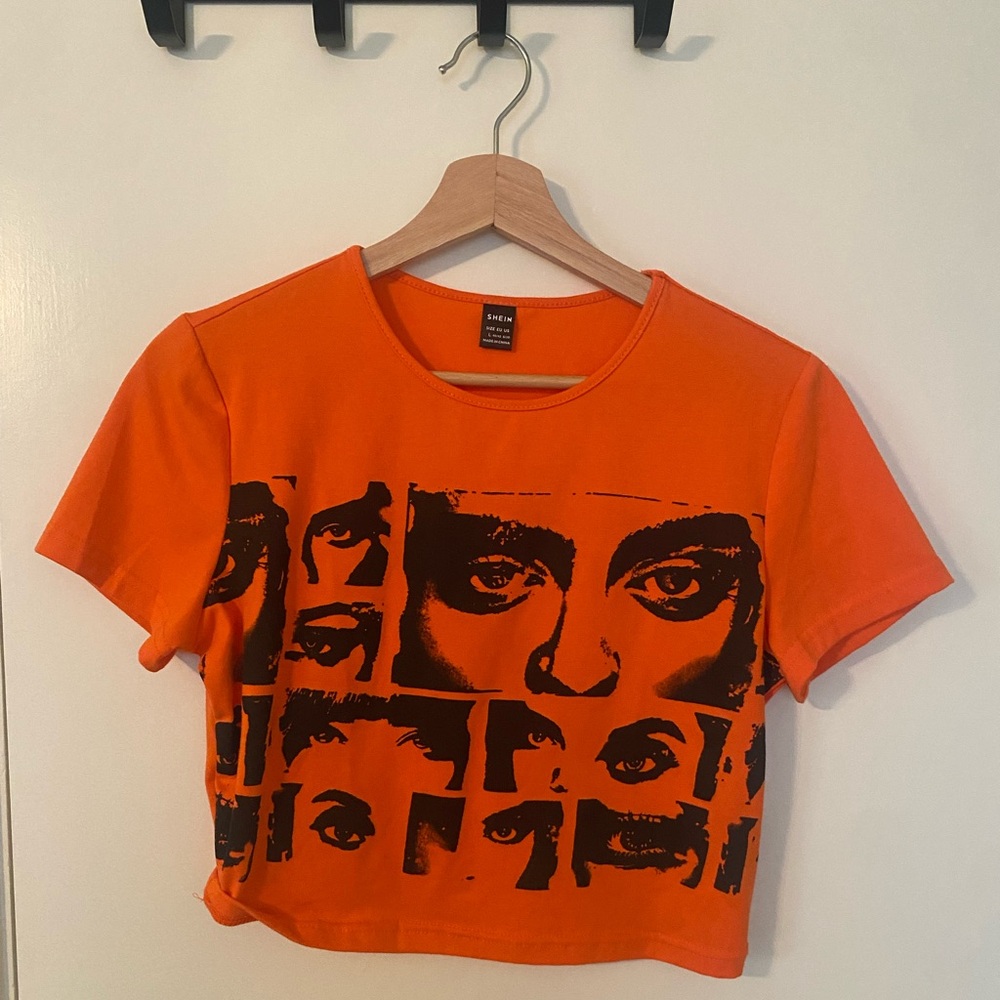 SHEIN Orange Crop Graphic Tee
